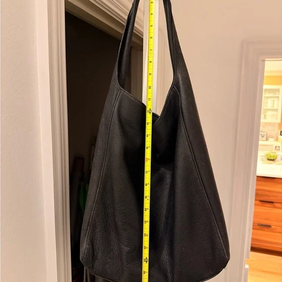 Auxiliary Black Leather Handbag - Picture 6 of 13